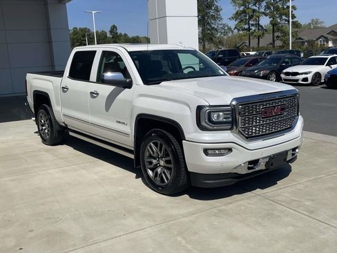 Used 2016 GMC Sierra 1500 Denali w/ Denali Ultimate Package image 4