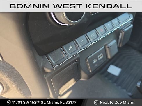 Used 2022 Chevrolet Silverado 1500 Custom image 19