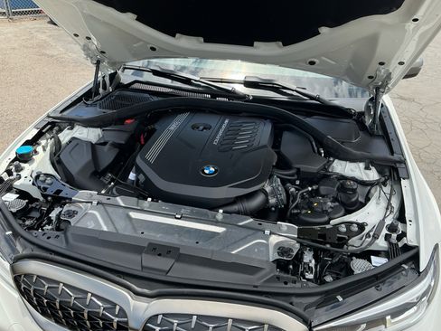 Used 2021 BMW M340i RWD image 23