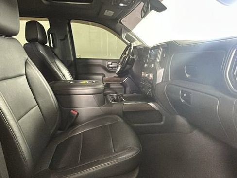 Used 2019 GMC Sierra 1500 SLT w/ SLT Premium Package AWD/4WD image 28