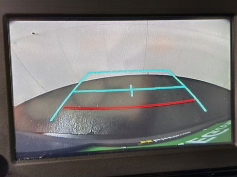 Used 2019 Toyota RAV4 XLE Premium FWD image 19