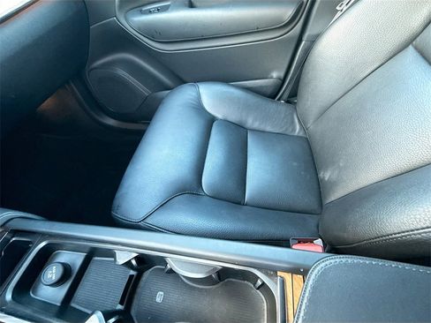 Used 2023 Volvo XC90 B5 Plus w/ Protection Package Premier image 18