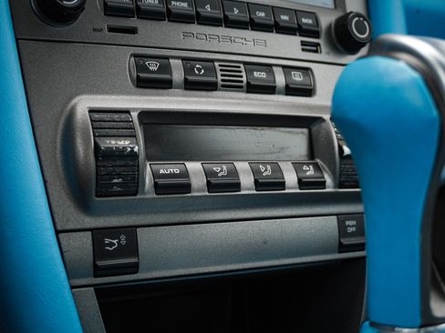 Used 2006 Porsche 911 Carrera image 25