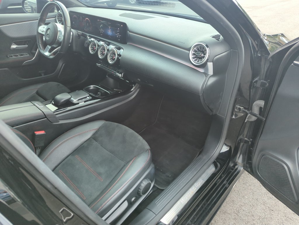 Used 2022 Mercedes-Benz A 220 image 36