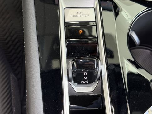 New 2026 Volkswagen Atlas Cross Sport SE image 20