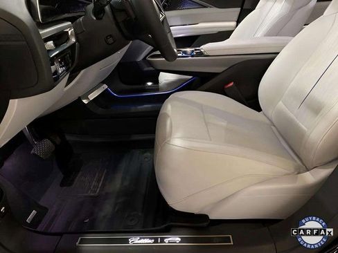 Used 2023 Cadillac Lyriq 2WD image 71