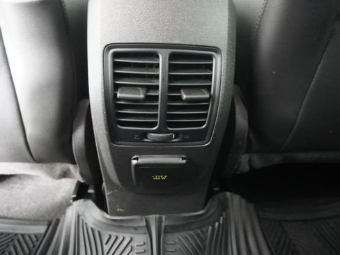 Used 2019 Ford Escape Titanium image 34