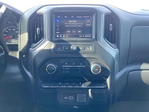 Used 2021 Chevrolet Silverado 1500 Custom Trail Boss image 13