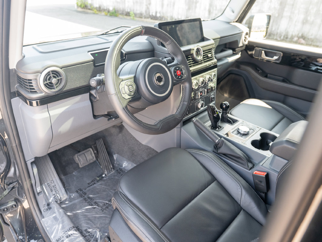 Used 2024 INEOS Grenadier Station Wagon AWD/4WD image 12
