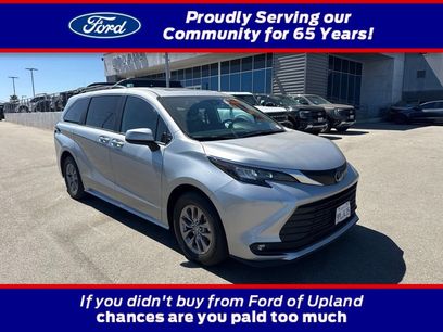 Used 2025 Toyota Sienna XLE