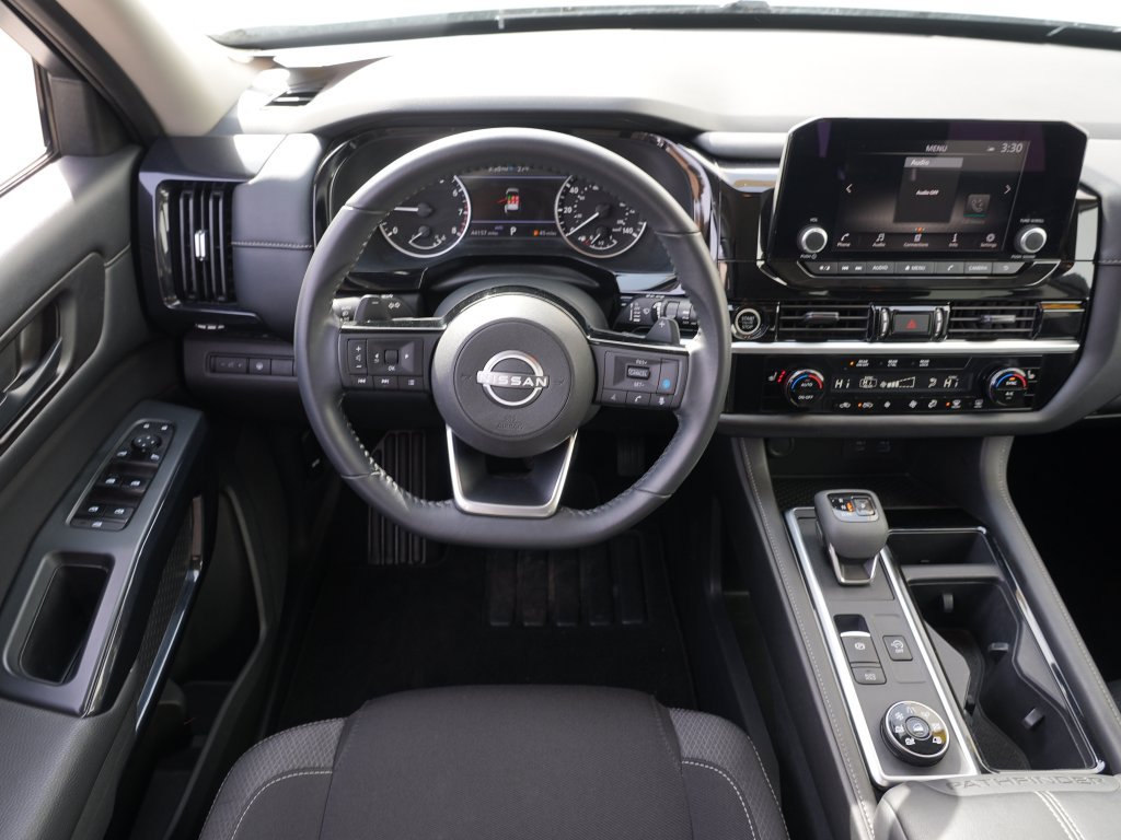 Used 2023 Nissan Pathfinder SV AWD/4WD image 24