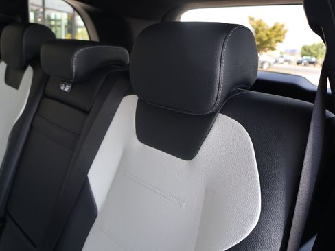 Certified 2021 Mercedes-Benz GLB 250 image 18