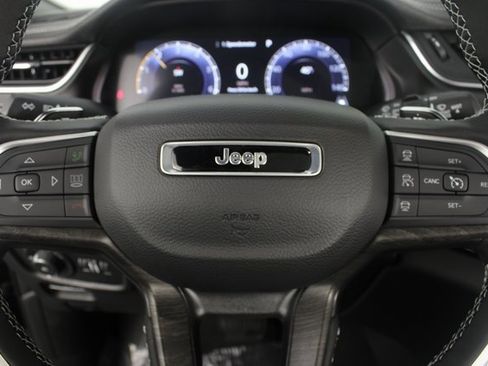 New 2025 Jeep Grand Cherokee L Limited w/ Trailer Tow Package image 13