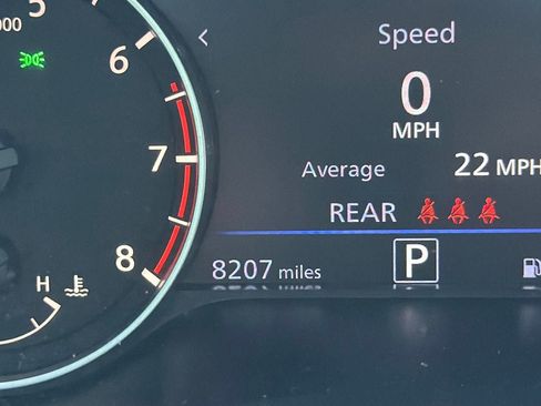 Used 2024 Nissan Altima 2.5 SV w/ SV Premium Package FWD image 9