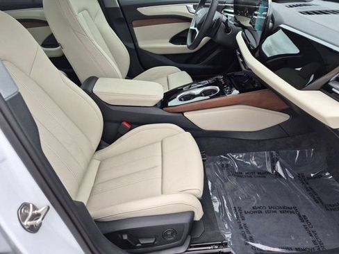 Certified 2026 Audi A6 Premium Plus AWD/4WD image 21