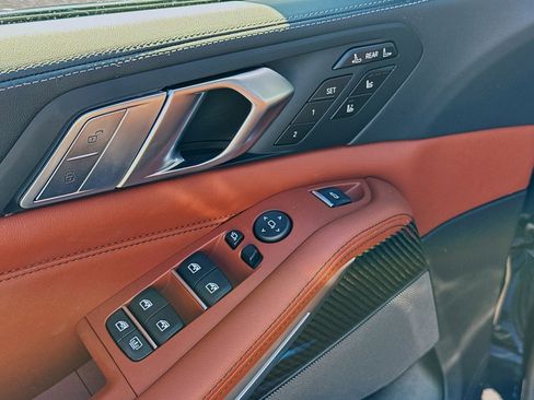 New 2026 BMW X7 M60i image 24