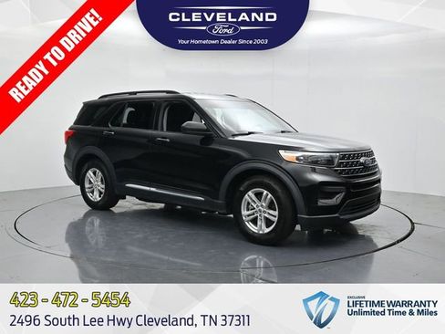 Used 2021 Ford Explorer XLT RWD image 1