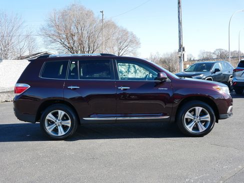 Used 2011 Toyota Highlander Limited w/ Tow Pkg image 8