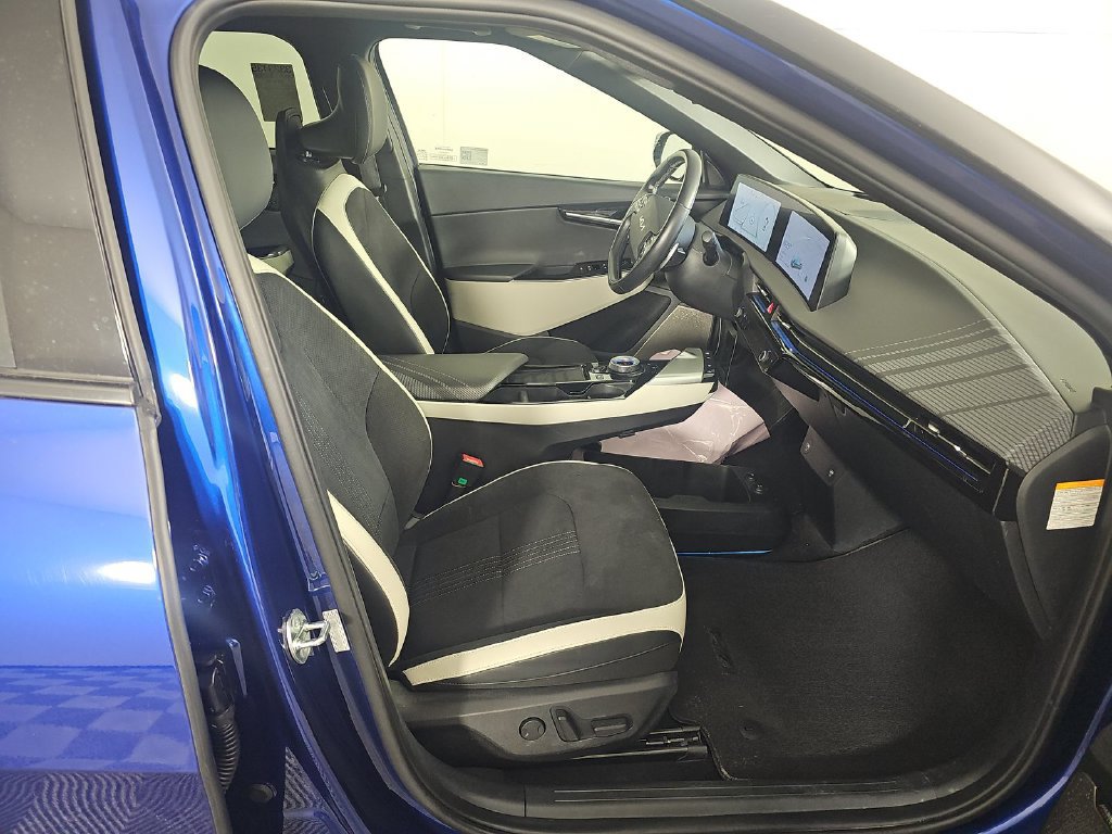 Used 2023 Kia EV6 GT-Line w/ GT-Line Suede Seat Package RWD image 8