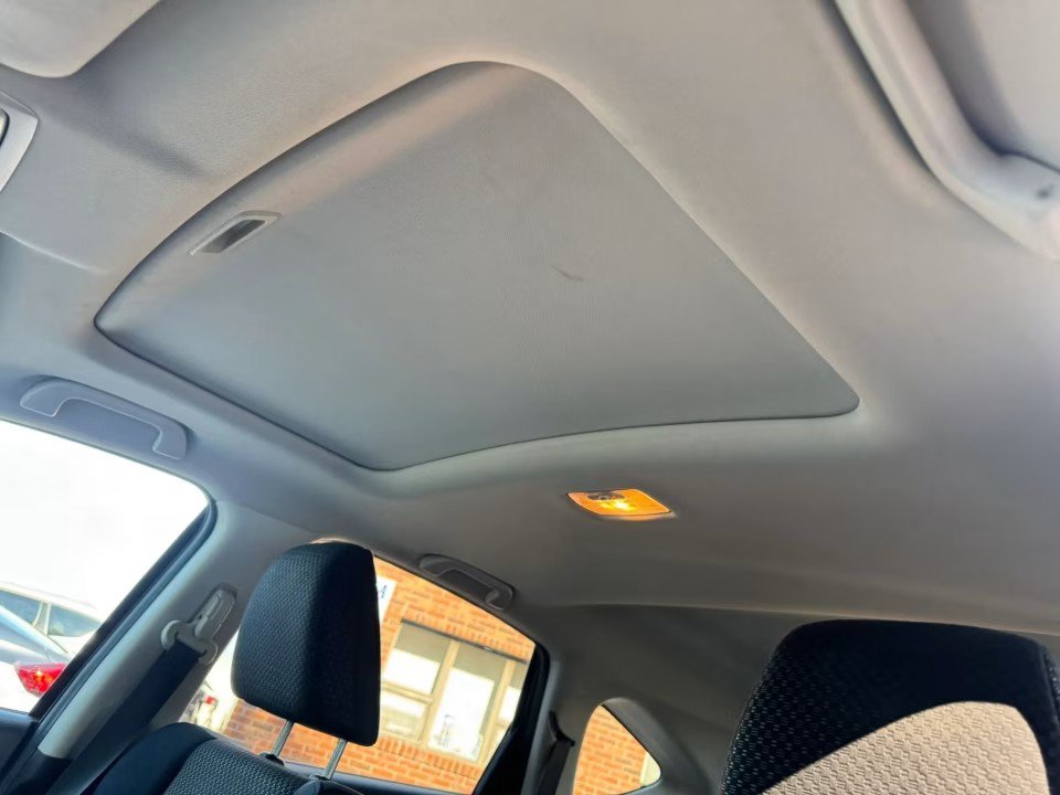 Used 2016 Honda CR-V EX image 10