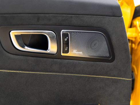 Used 2020 Mercedes-Benz AMG GT R image 31