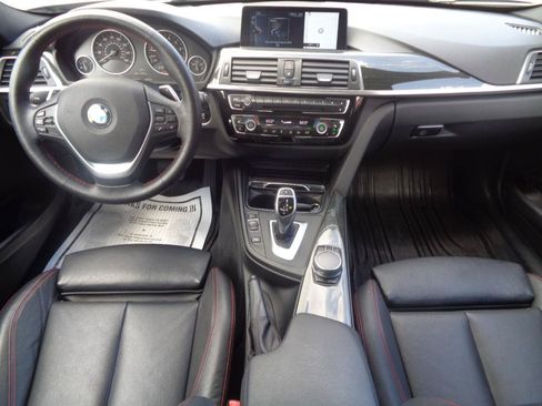 Used 2017 BMW 330i xDrive Sedan AWD/4WD image 7
