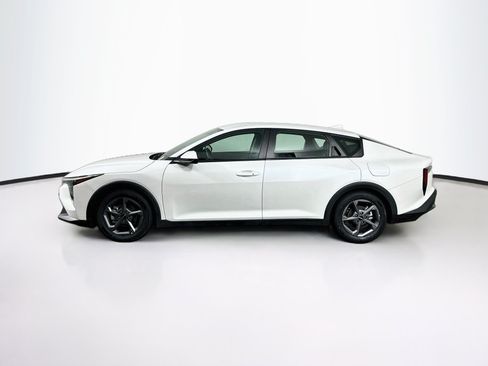 Used 2025 Kia K4 FWD image 4