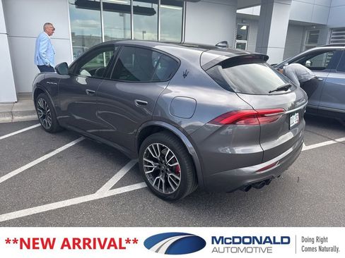 Used 2023 Maserati Grecale Modena AWD/4WD image 2