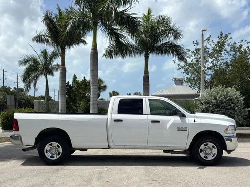 Used 2017 RAM 2500 Tradesman w/ Chrome Appearance Group RWD image 5