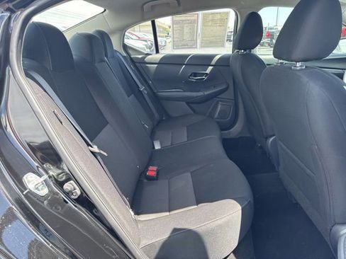 Used 2024 Nissan Sentra SV FWD image 18