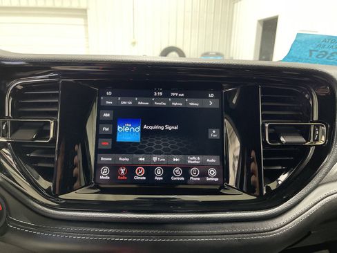 Used 2022 Dodge Durango GT image 22