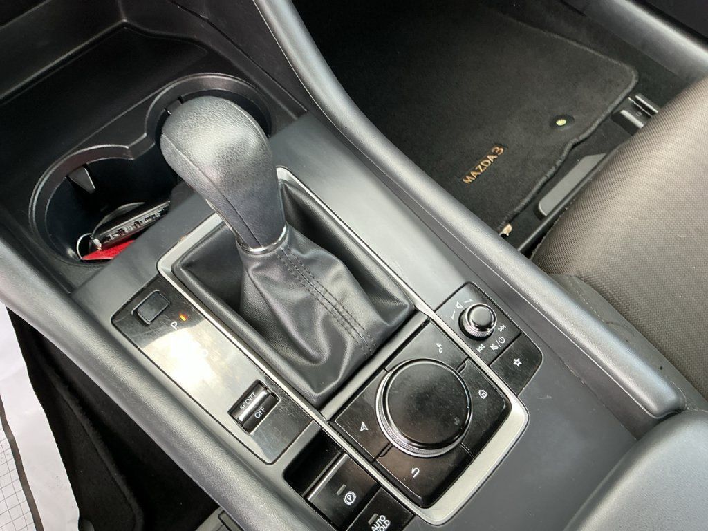 Used 2021 MAZDA MAZDA3 s FWD image 24