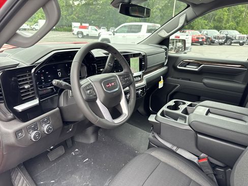 New 2025 GMC Sierra 1500 SLE w/ Preferred Package image 13