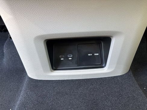 New 2026 Volkswagen Atlas SEL Premium R-Line image 13