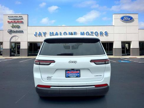 Used 2023 Jeep Grand Cherokee L Limited AWD/4WD image 3
