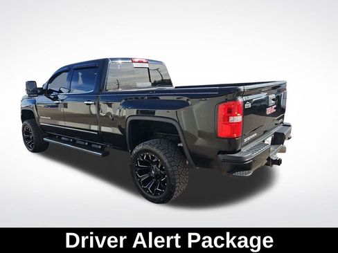 Used 2017 GMC Sierra 2500 Denali w/ Duramax Plus Package image 7