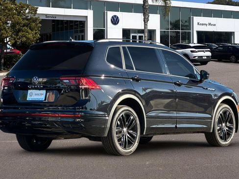 Used 2022 Volkswagen Tiguan SE R-Line image 4
