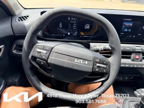 Used 2025 Kia K4 FWD image 17