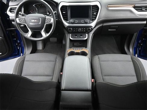 Used 2023 GMC Acadia SLE w/ Driver Convenience Package image 25