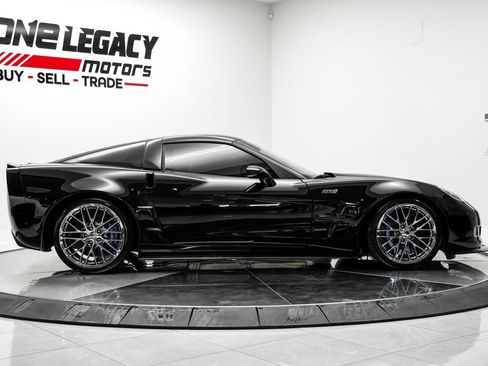 Used 2011 Chevrolet Corvette ZR1 w/ Preferred Equipment Group RWD image 5