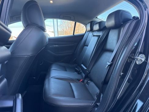 Used 2023 MAZDA MAZDA3 s image 11