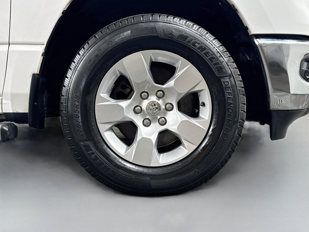 Used 2019 RAM 1500 Big Horn AWD/4WD image 48