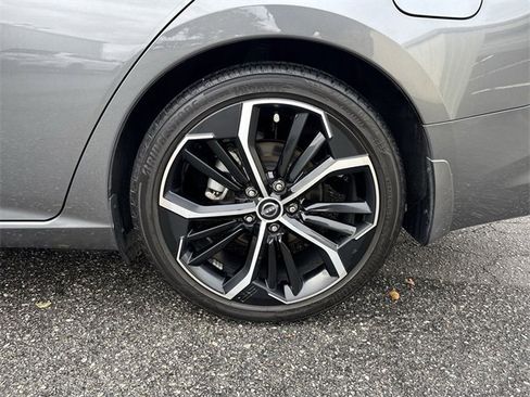 Used 2024 Nissan Altima 2.5 SR w/ SR Premium Package image 33