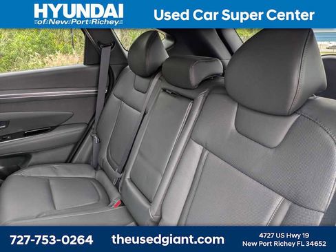 Certified 2024 Hyundai Tucson Limited AWD/4WD image 16