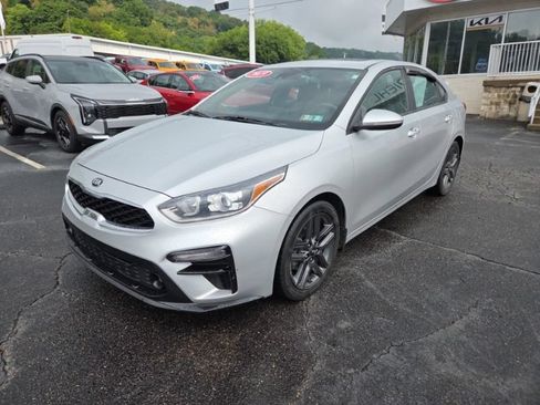 Used 2020 Kia Forte EX w/ EX Special Edition FWD image 3