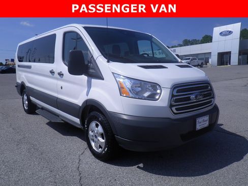 Used 2018 Ford Transit 350 XLT RWD image 1