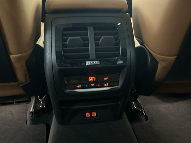 Used 2023 BMW X3 xDrive30i w/ Premium Package AWD/4WD image 29
