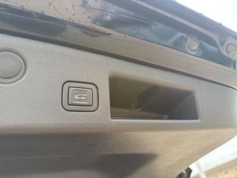 Used 2024 Chevrolet Equinox LT AWD/4WD image 42