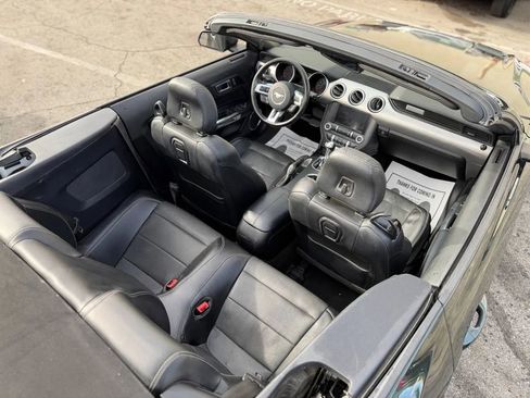 Used 2019 Ford Mustang Premium image 29