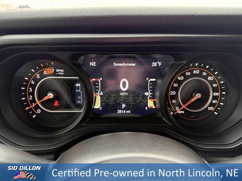 Used 2025 Jeep Wrangler Sport image 13